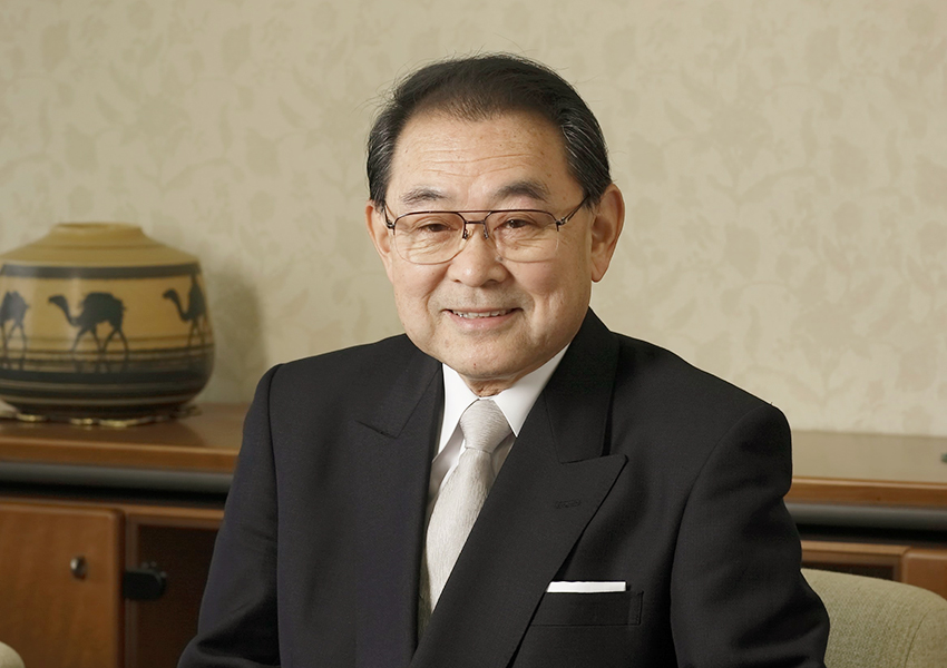 中部大学総長 飯吉厚夫