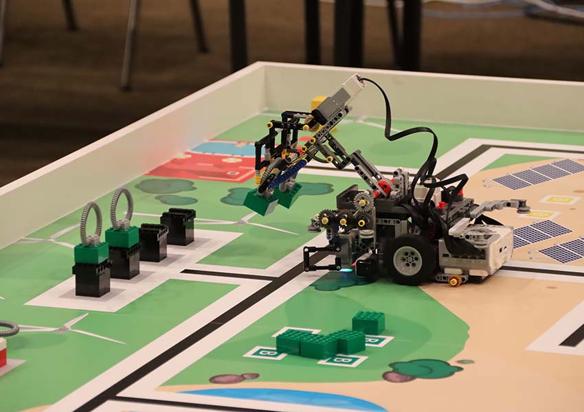 中部大学学長杯争奪LEGOロボットコンテスト