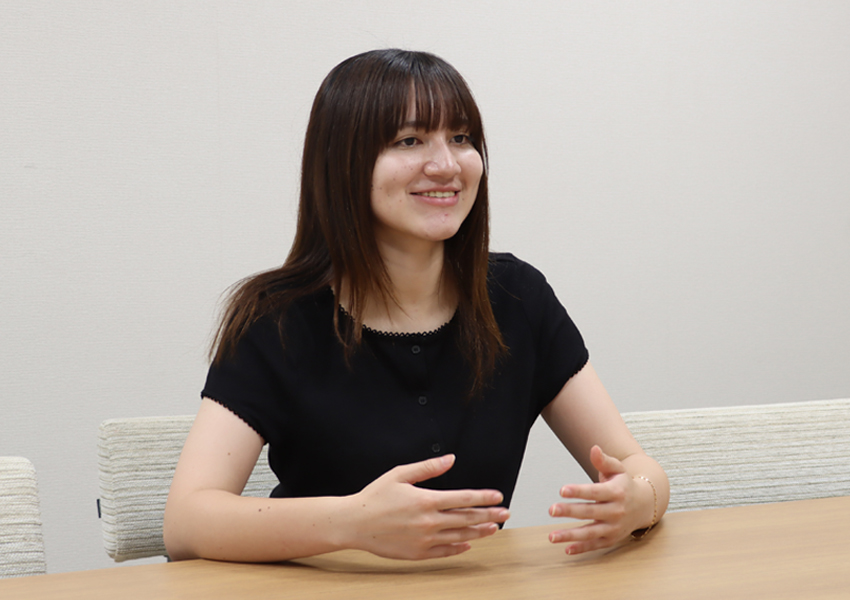 牧田さんお話し中