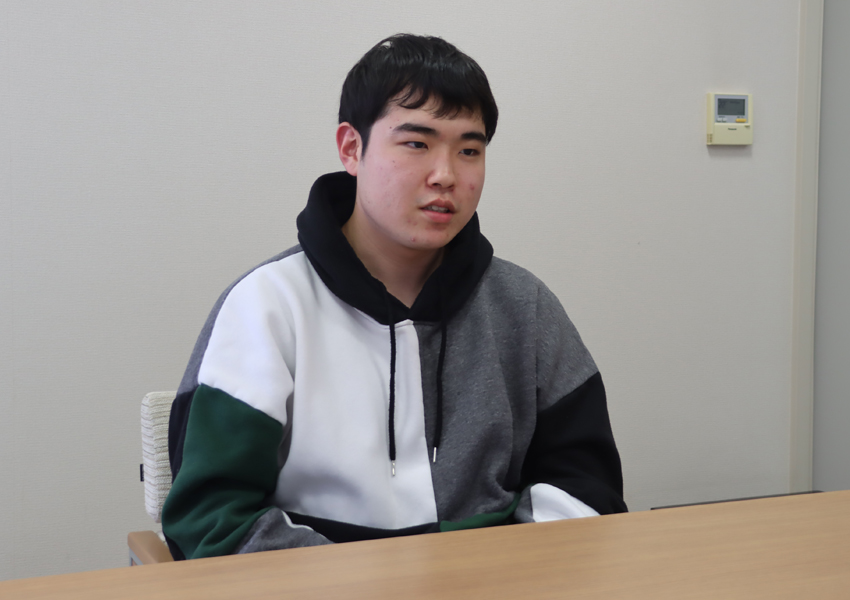 杉浦さんお話し中