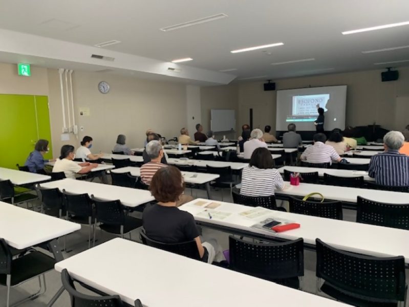 春日井市連携講座「外国人宣教師…」講座の様子1
