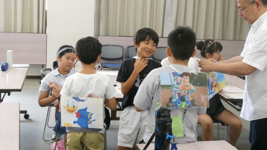 「ゲームをとおして一緒にアメリカを知ろう」講座の様子2