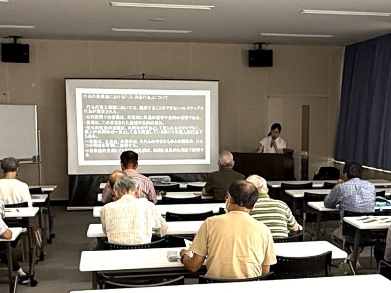 講義をする梅川先生