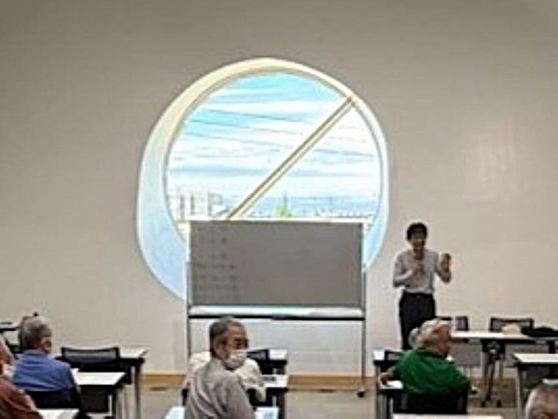 講義をする水野先生