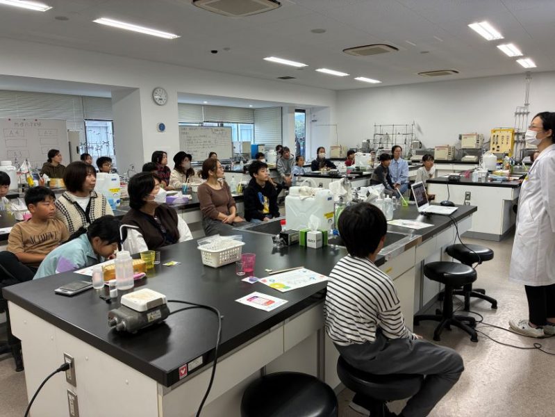 2025秋科学実験 講座全体の様子