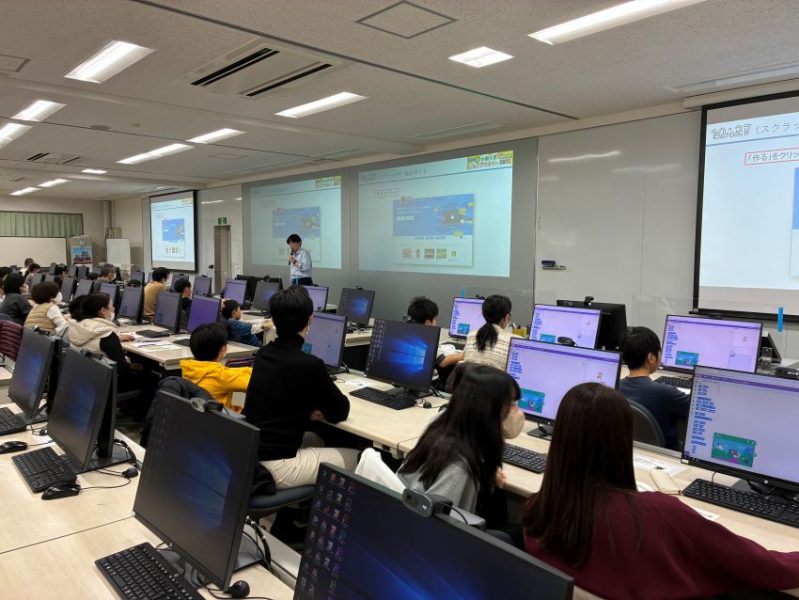 2025秋プログラミング講座 全体の様子2