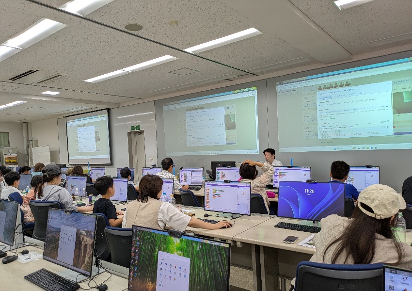 ゴミを仕分けよう! 親子講座全体の様子2