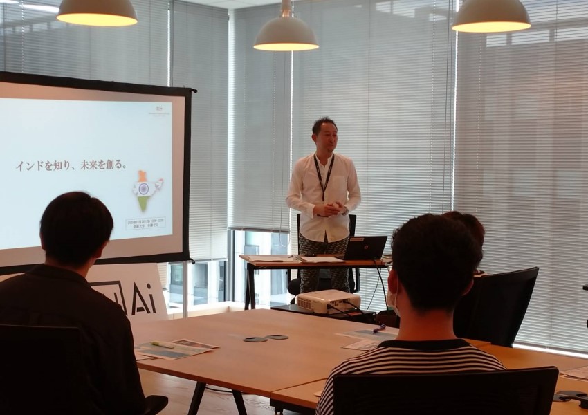 丹治様のご講話写真