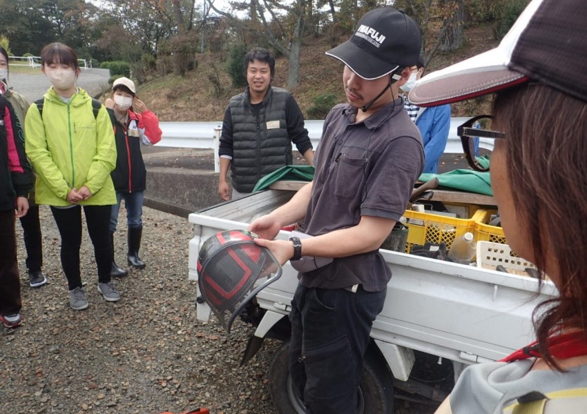 プロによる間伐作業の道具説明