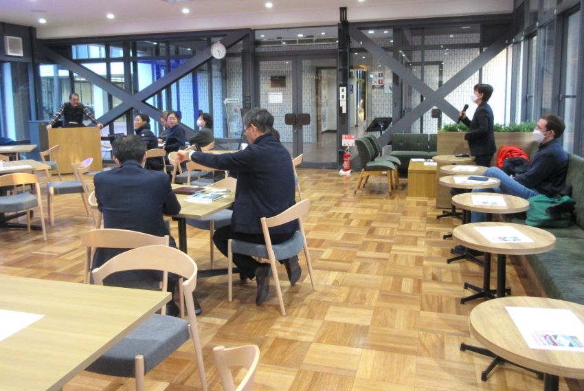 国際サロン4_06