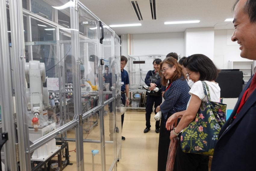 工学デザインルームの見学