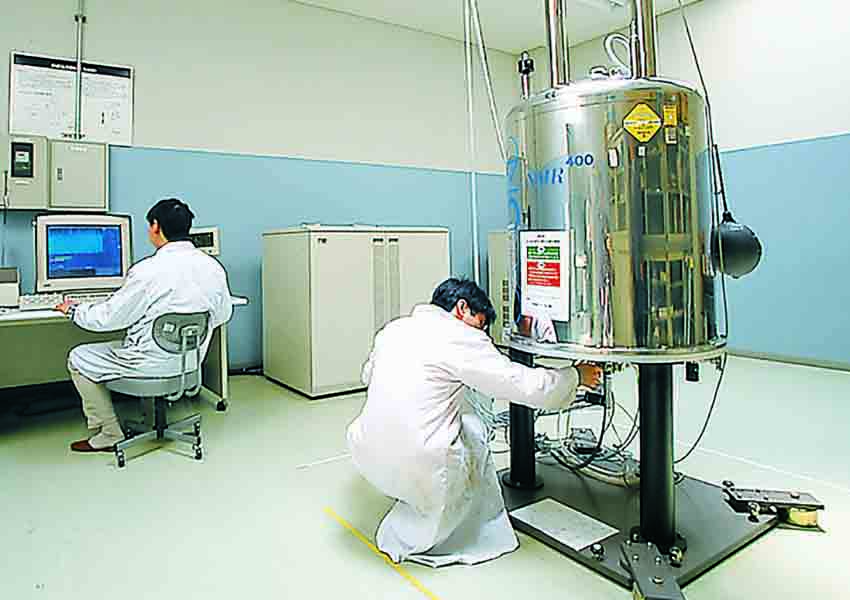 核磁気共鳴装置