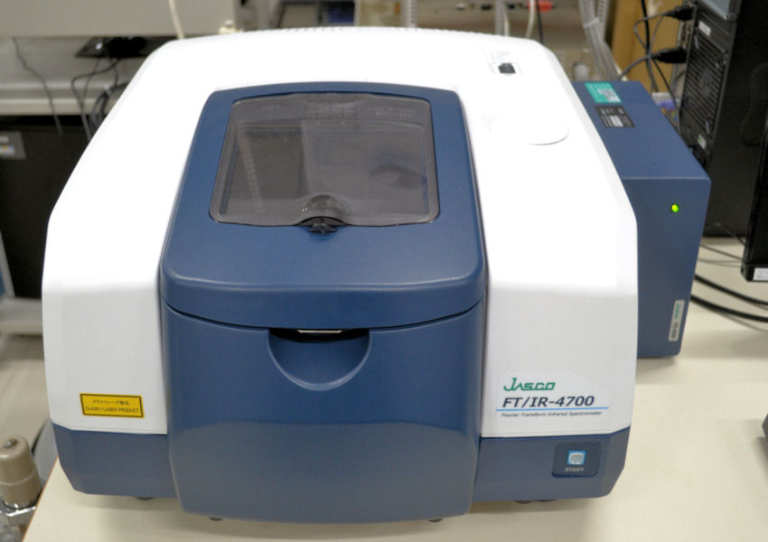 フーリエ変換赤外分光分析装置　FT/IR-4700