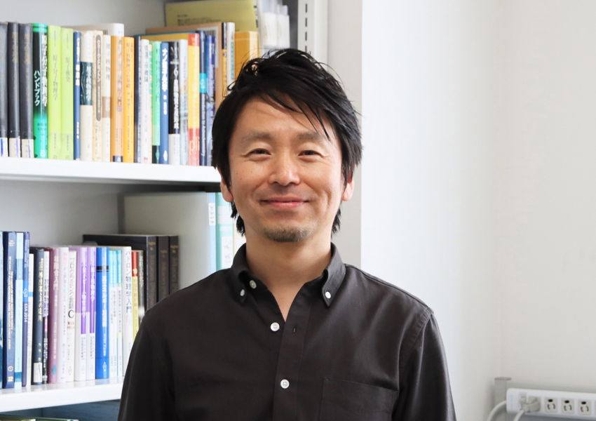 岡田信二先生