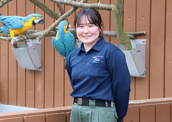 青山さんサムネイル