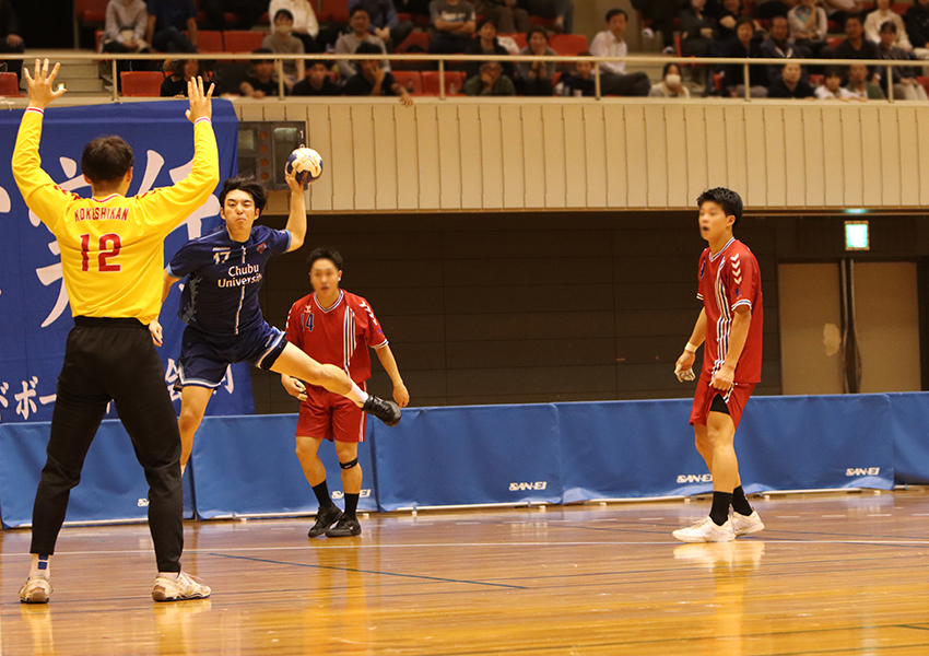 吉原悠馬選手（経営総合学科4年）