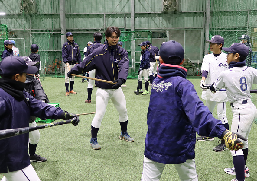 室内練習場での打撃練習