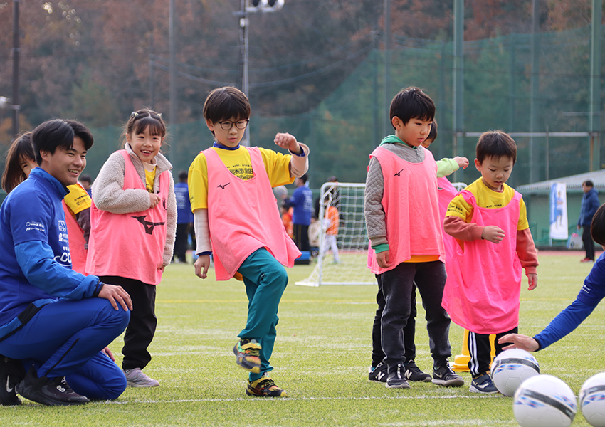 サッカーを体験