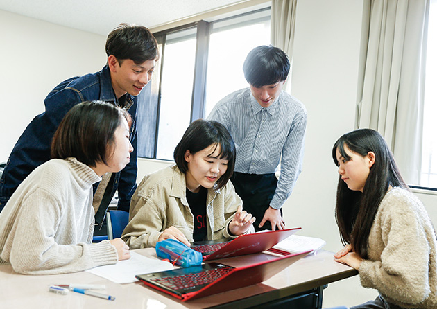 学部教育科目の授業風景3